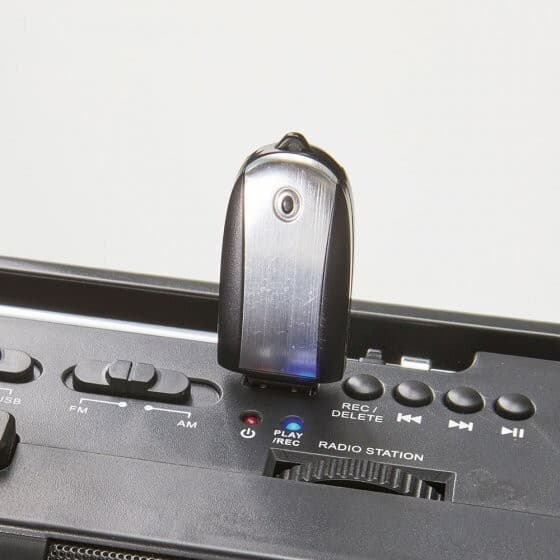 Mobiler Kassettenrekorder mit Aufnahmegerät Radio Rekorder Diktiergerät Mikrofon - Detailansicht
